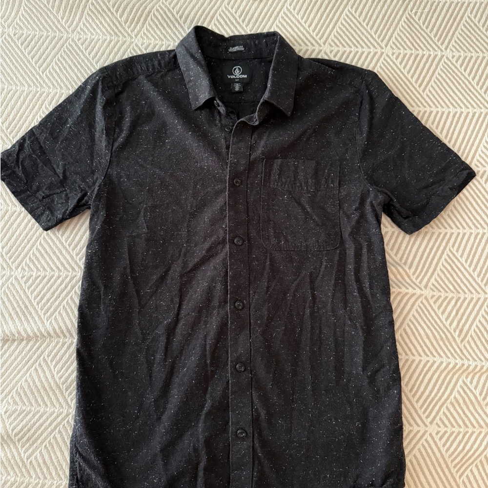 Men's Black Short Sleeve Shirt
